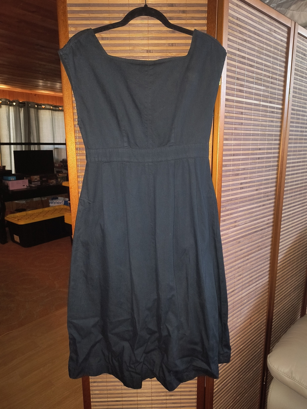 CourtShop Classic Black Dark Navy Blue Open Back Midi Dress with Square Neck